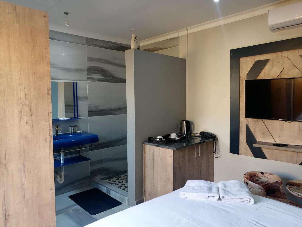 National Lodge Benoni Bagian luar foto