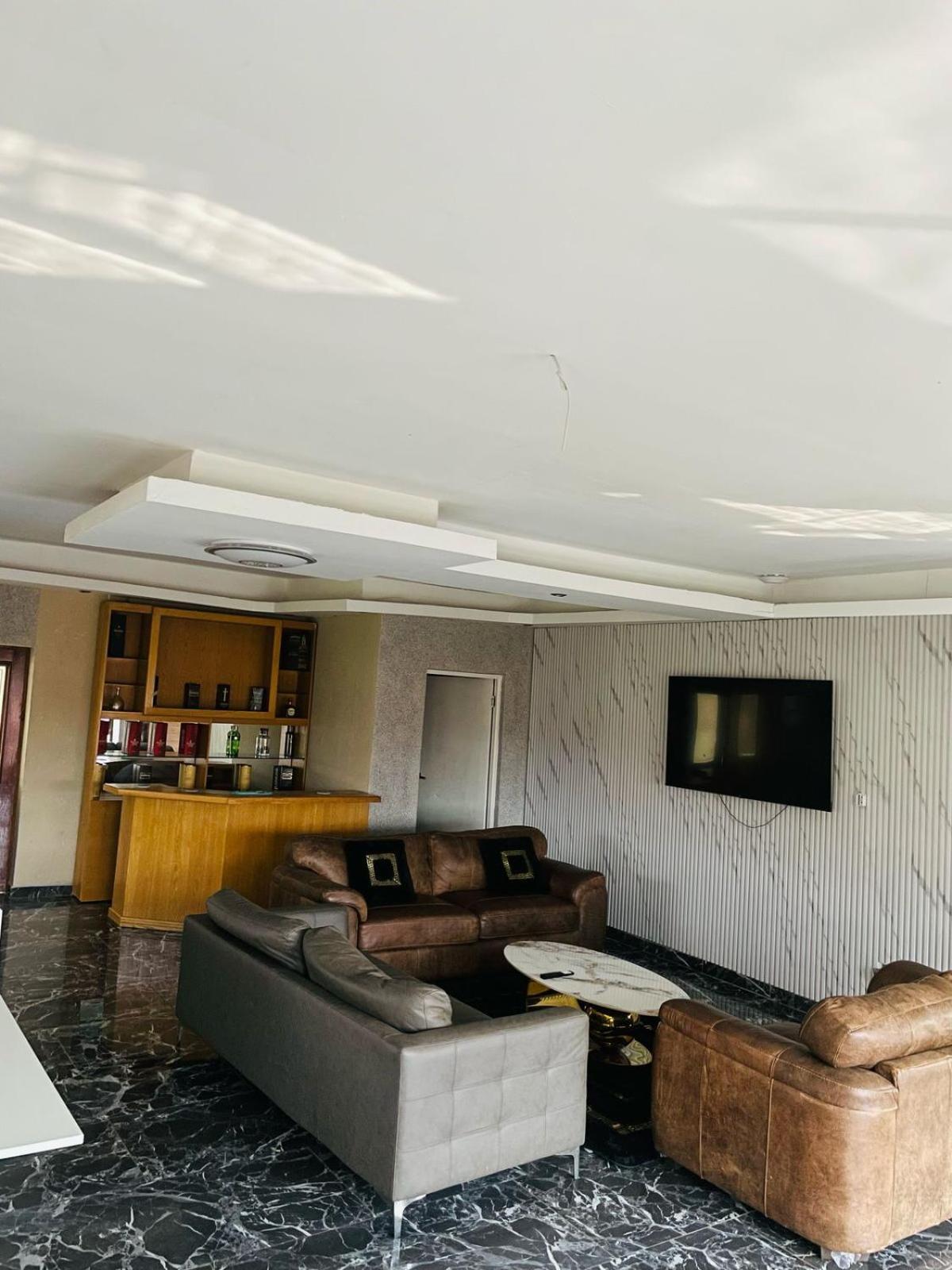 National Lodge Benoni Bagian luar foto
